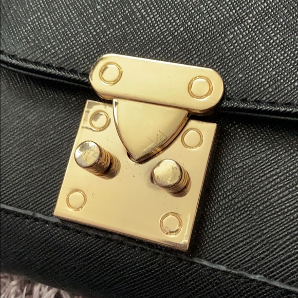 Black and Gold Crossbody Bag - Picture 2 of 5